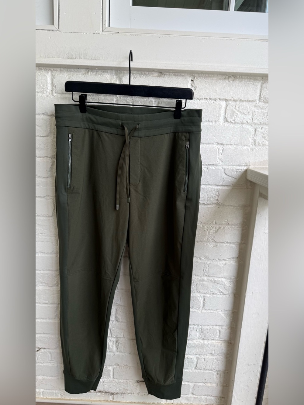Athleta Joggers Size 14